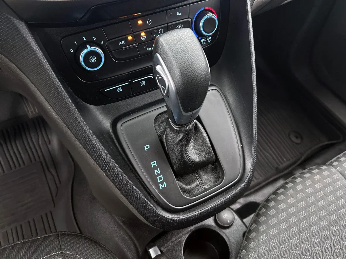 1.5 EcoBlue Automaat L2 Trend Navigatie Airco Parkeersensoren Cruise Control Camera DAB+