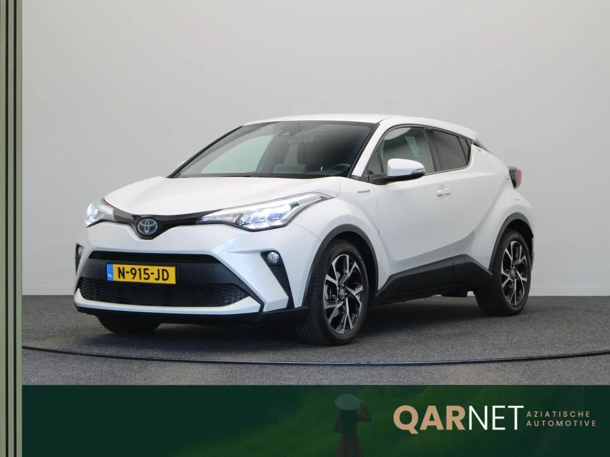 1.8 Hybrid Business Plus | Stoel en Stuurwielverwarming | Apple Carplay & Android Auto | Led Koplampen |