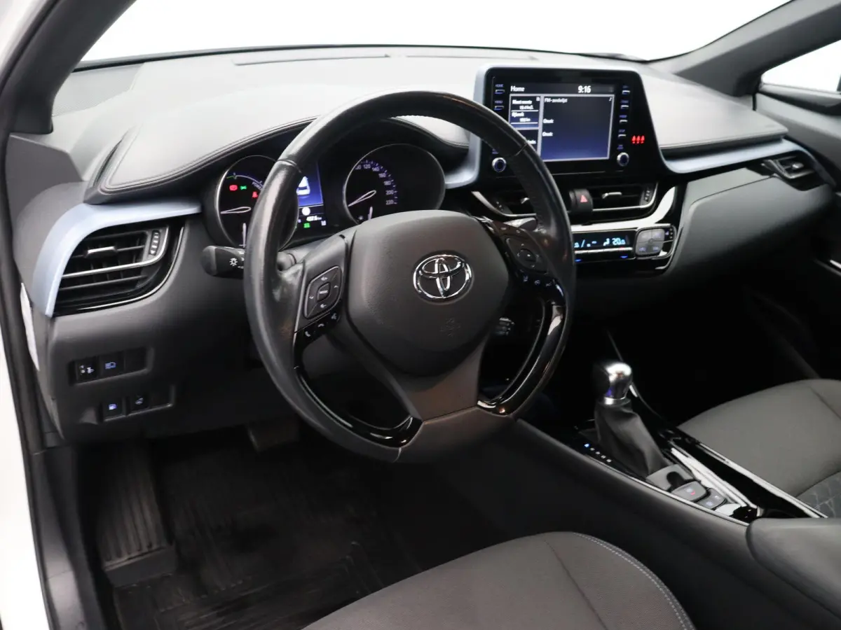 1.8 Hybrid Business Plus | Stoel en Stuurwielverwarming | Apple Carplay & Android Auto | Led Koplampen |