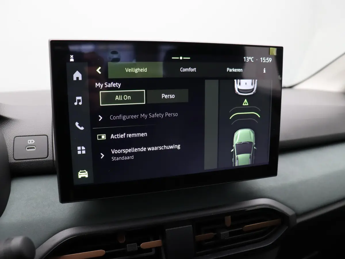 TCe 110pk limited edition | Climate control | Elek. handrem | Achteruitrijcamera | Cruise control |