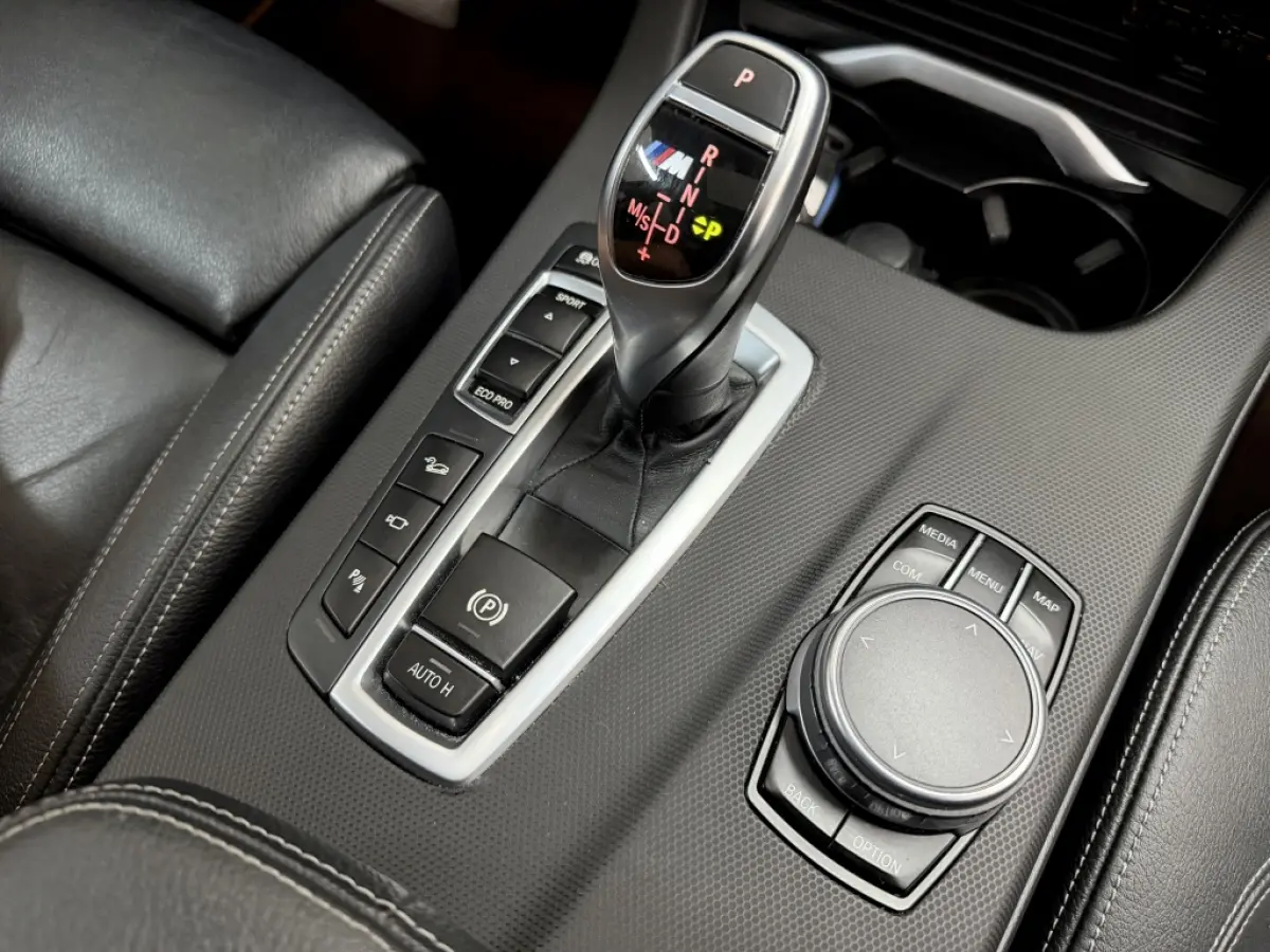 M40i M-Sport SCHUIFDAK HUD LEER 21''