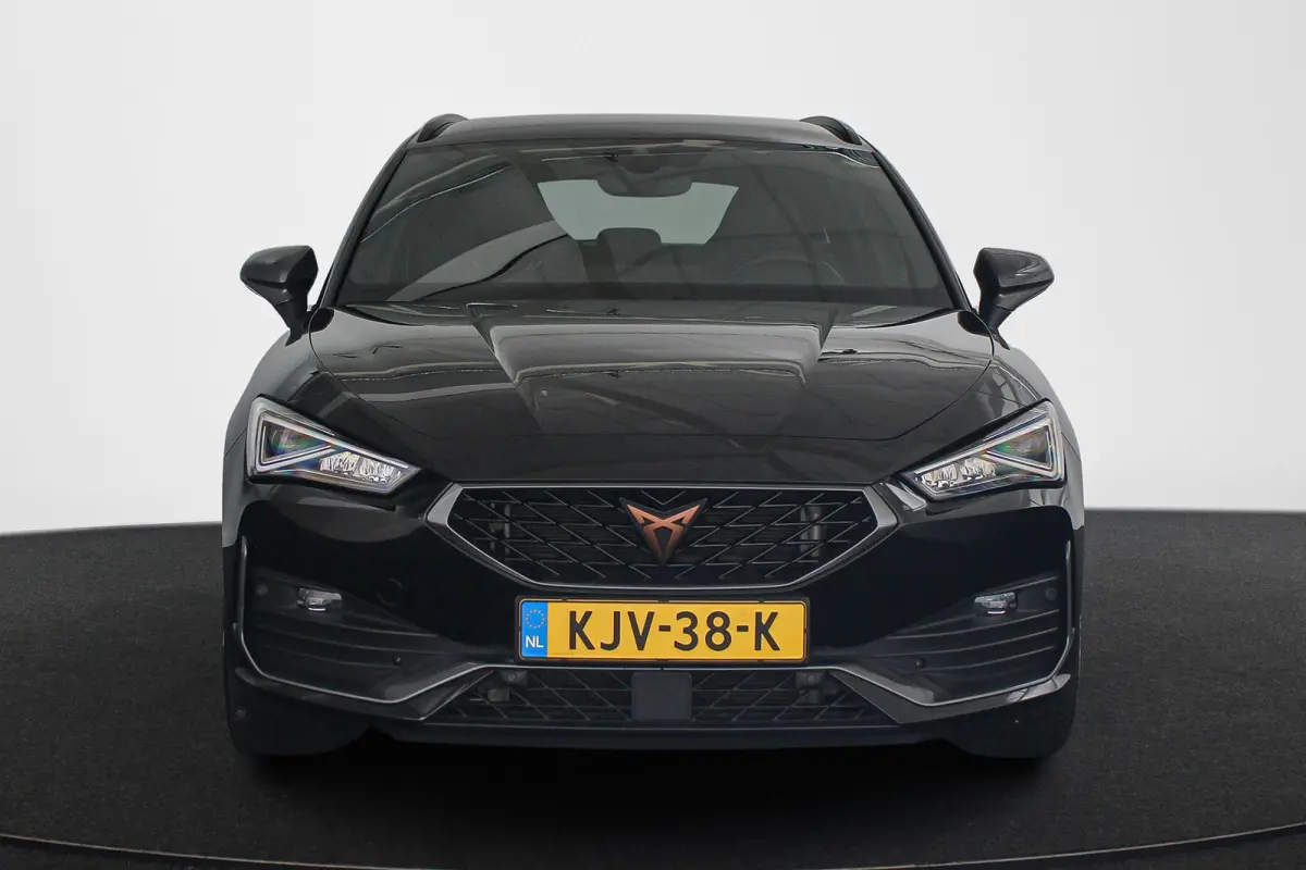 1.4 e-Hybrid Stoelverwarming Apple CarPlay Keyless Achteruitrijcamera