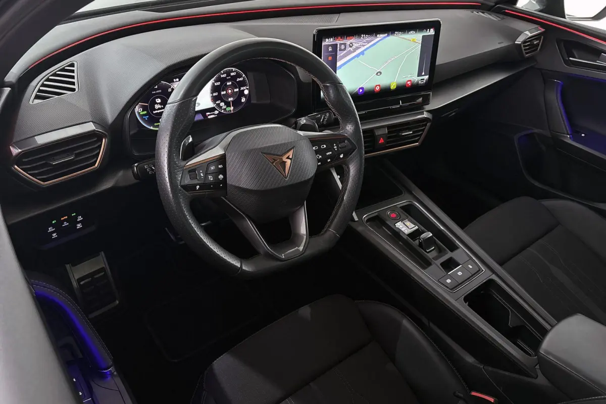 1.4 e-Hybrid Stoelverwarming Apple CarPlay Keyless Achteruitrijcamera