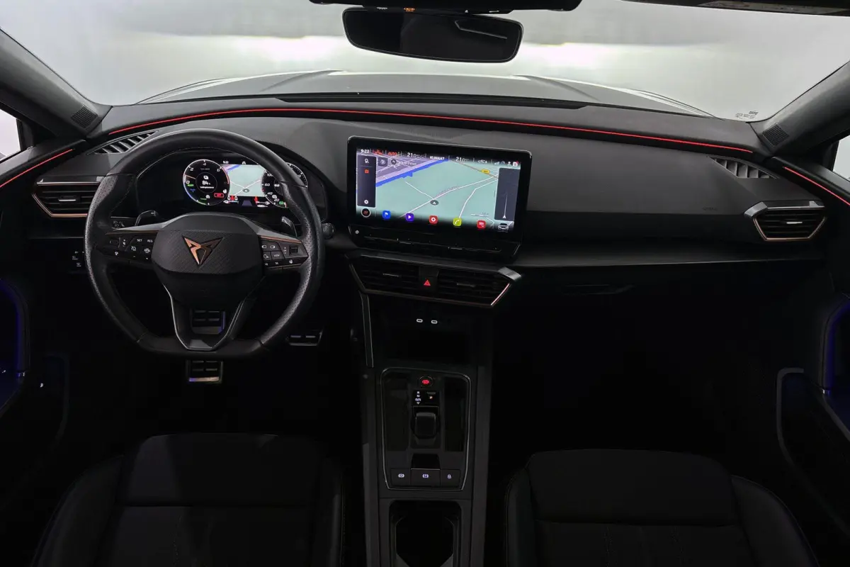 1.4 e-Hybrid Stoelverwarming Apple CarPlay Keyless Achteruitrijcamera