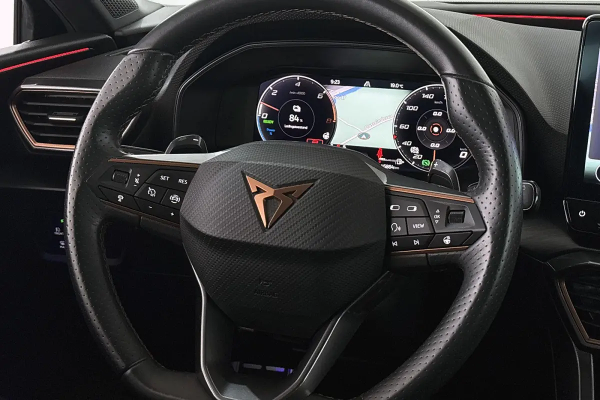 1.4 e-Hybrid Stoelverwarming Apple CarPlay Keyless Achteruitrijcamera