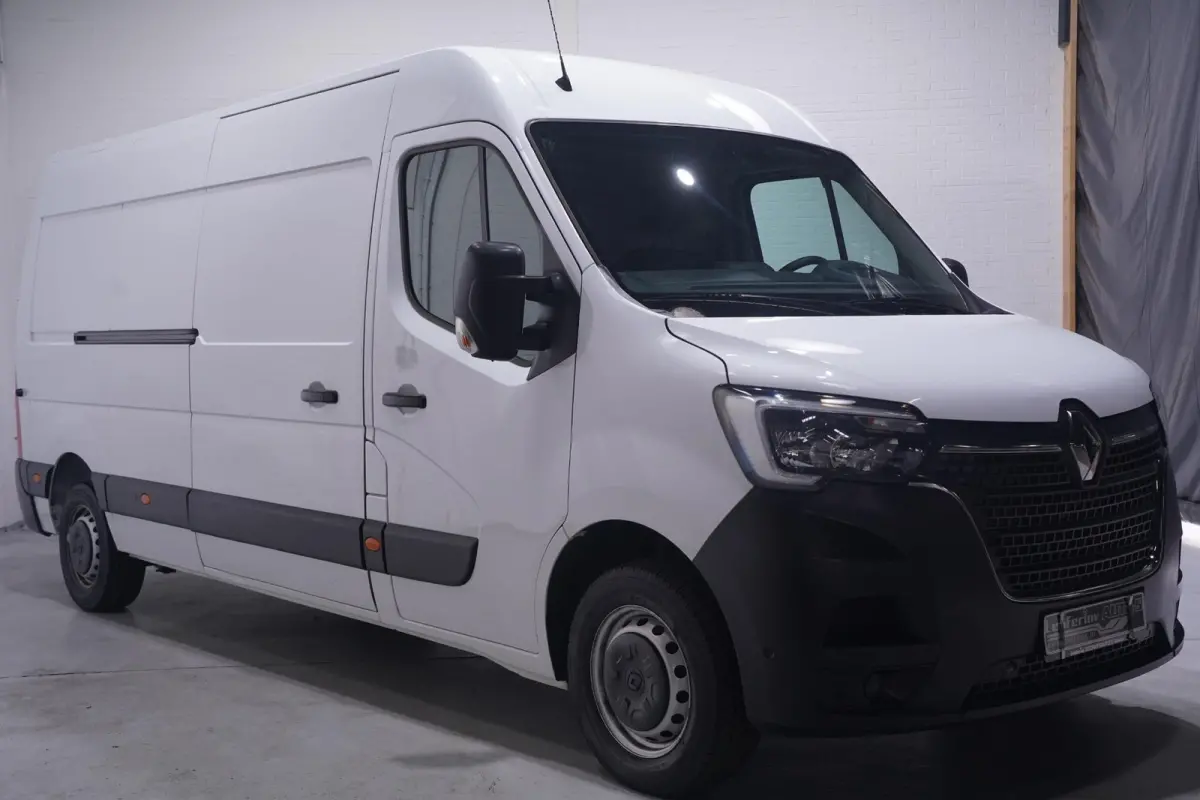 2.3 dCi 135 L3H2 Comfort Airco, Dodehoek Assist Cruise Control, Laadruimte Pakket, 3-Zits