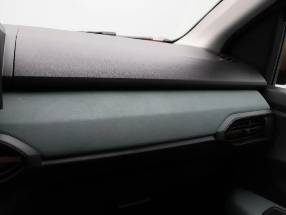 TCe 110pk limited edition | Climate control | Elek. handrem | Achteruitrijcamera | Cruise control |