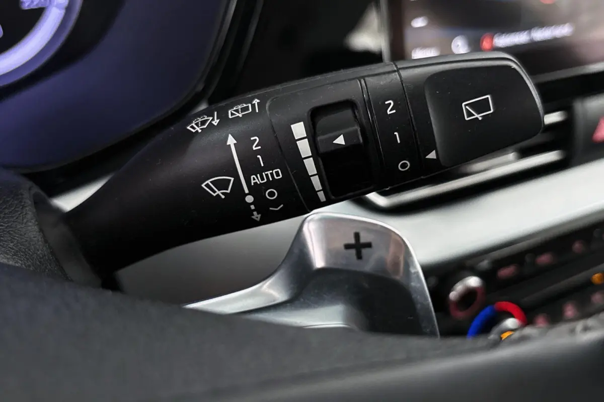 1.6 GDi Hybrid DynamicLine Apple CarPlay Achteruitrijcamera Navigatie