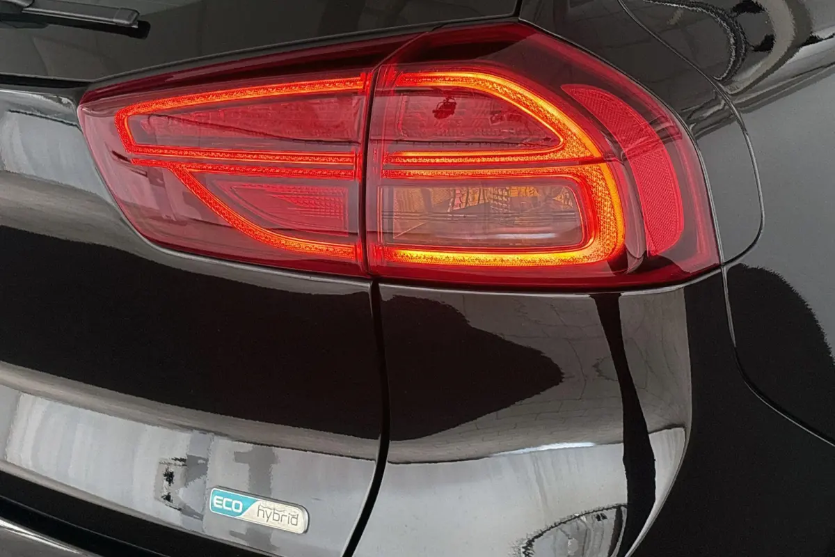 1.6 GDi Hybrid DynamicLine Apple CarPlay Achteruitrijcamera Navigatie