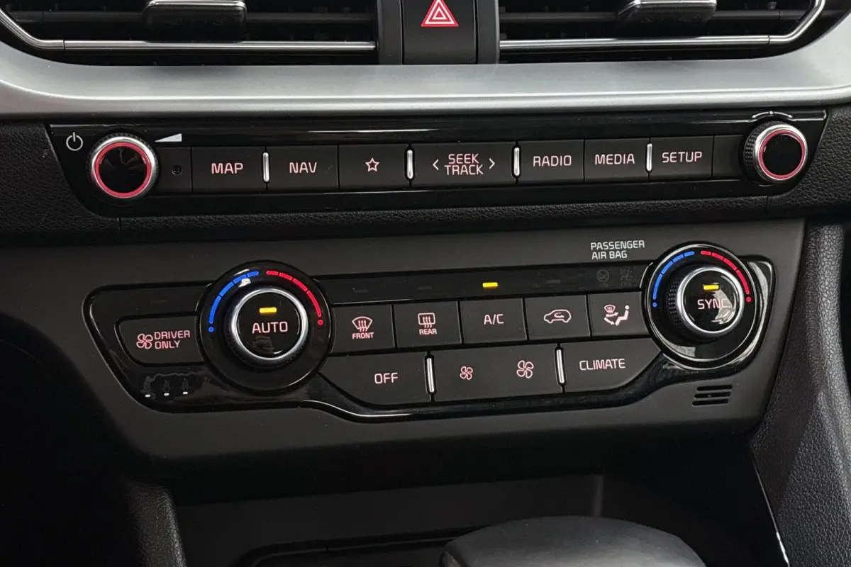 1.6 GDi Hybrid DynamicLine Apple CarPlay Achteruitrijcamera Navigatie