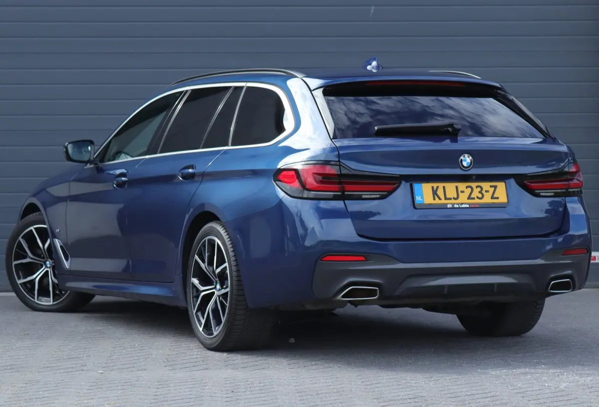 540i xDrive High Executive Harman Kardon / leder / memory / carplay