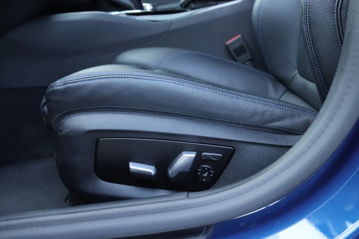 540i xDrive High Executive Harman Kardon / leder / memory / carplay