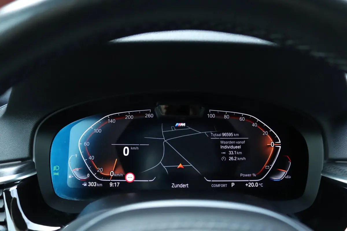 540i xDrive High Executive Harman Kardon / leder / memory / carplay