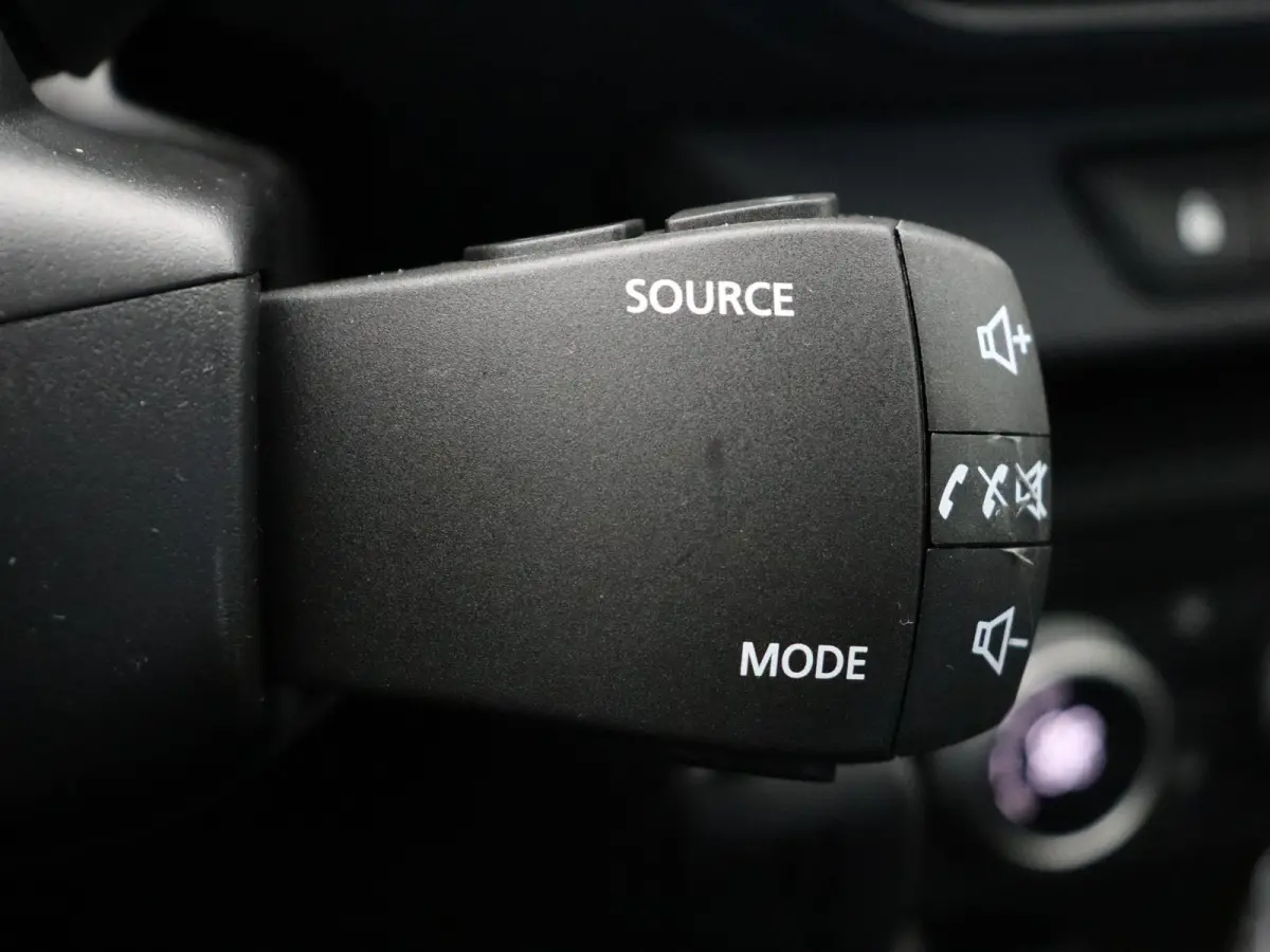 TCe 100pk limited edition | Achteruitrijcamera | Climate control | Cruise control |