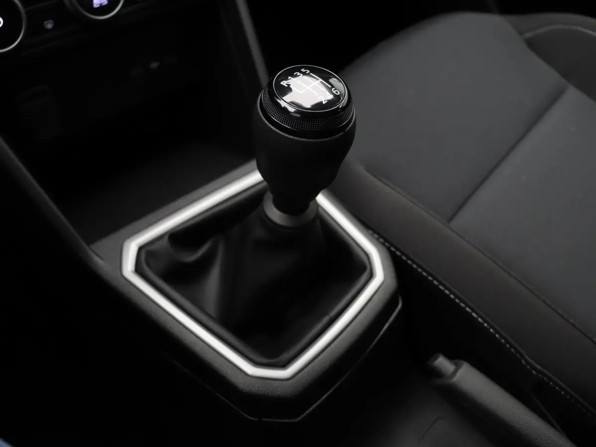 TCe 100pk expression | Stoelverwarming | Climate control | Cruise control |