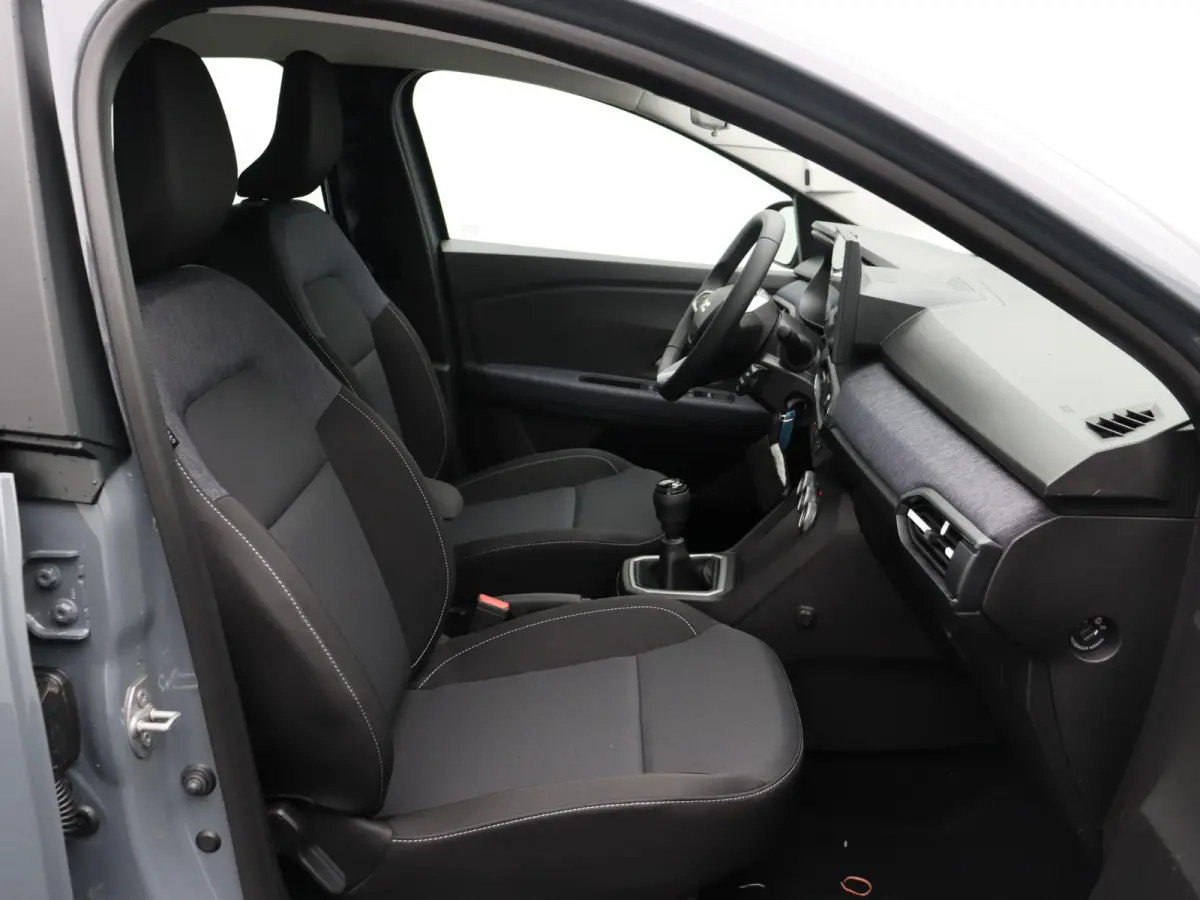 TCe 100pk expression | Stoelverwarming | Climate control | Cruise control |
