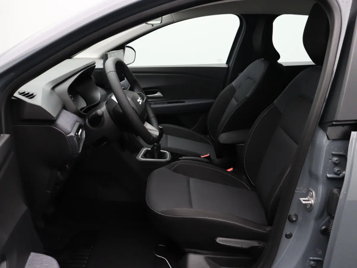 TCe 100pk expression | Stoelverwarming | Climate control | Cruise control |