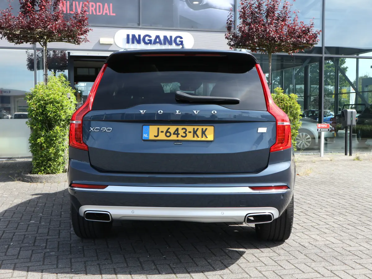 2.0 T8 Recharge AWD Inscription 7 PERS TREKHAAK NL AUTO