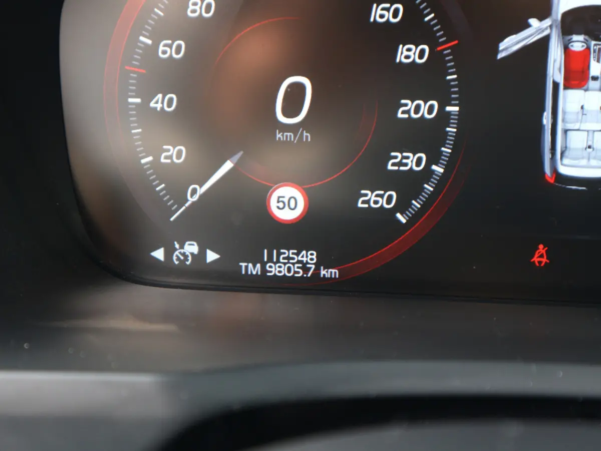 2.0 T8 Recharge AWD Inscription 7 PERS TREKHAAK NL AUTO