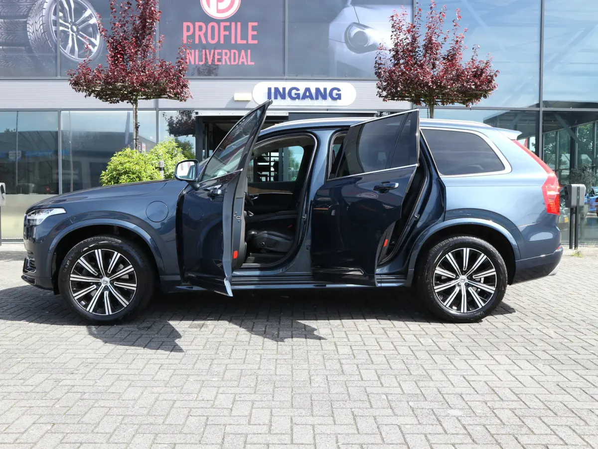2.0 T8 Recharge AWD Inscription 7 PERS TREKHAAK NL AUTO