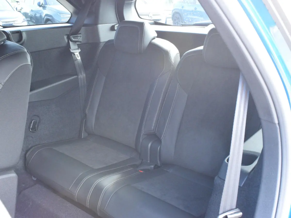 1.2 Hybrid 145 GT Exclusive 7-PERSOONS
