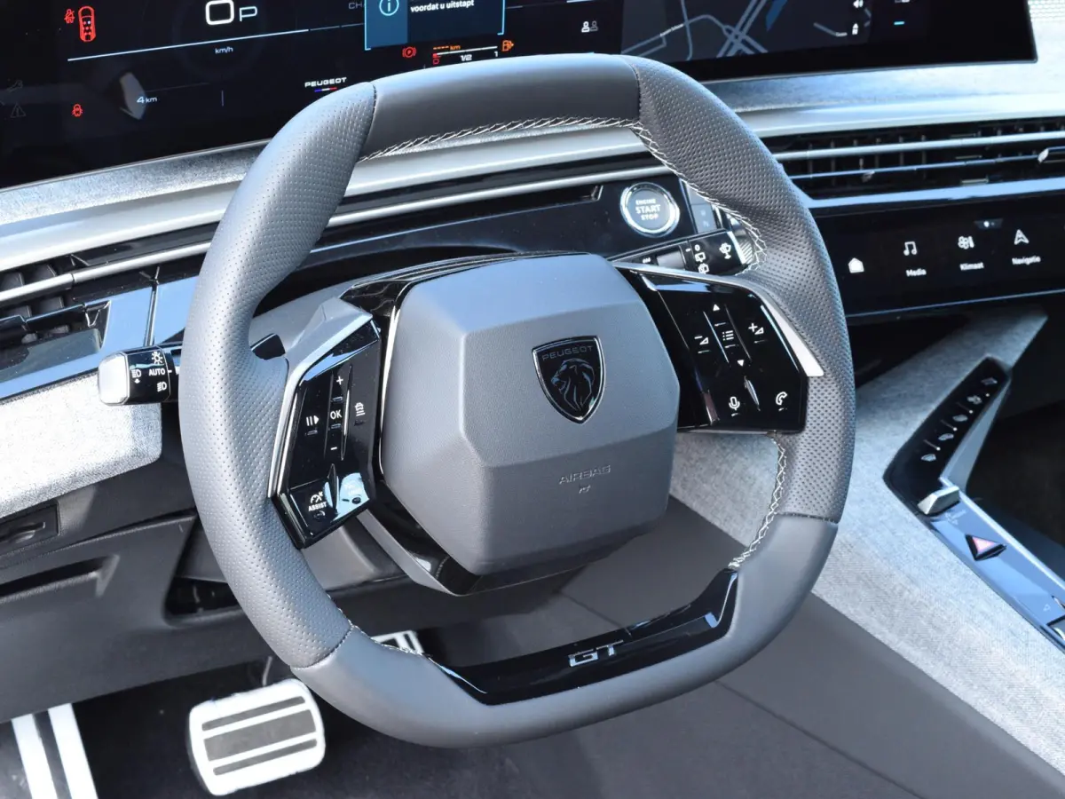 1.2 Hybrid 145 GT Exclusive 7-PERSOONS