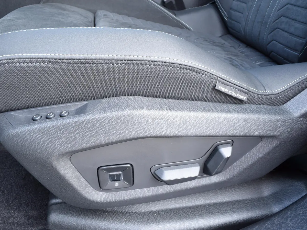 1.2 Hybrid 145 GT Exclusive 7-PERSOONS