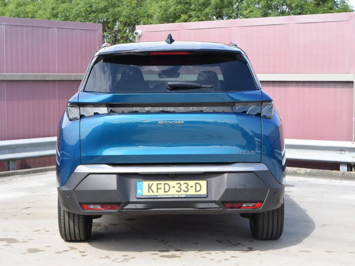 1.2 Hybrid 145 GT Exclusive 7-PERSOONS