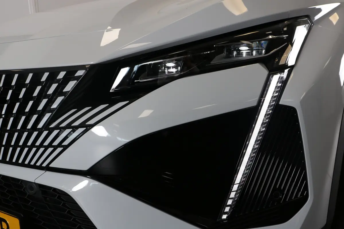 GT Avantage 58 kWh | Navi | Camera | Stoel- en stuur verwarming | Apple Carplay/Android | Ad. Cruise | DAB |