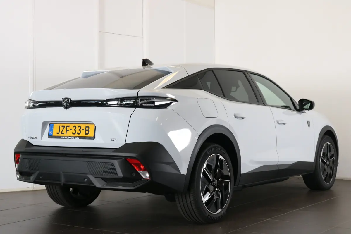 GT Avantage 58 kWh | Navi | Camera | Stoel- en stuur verwarming | Apple Carplay/Android | Ad. Cruise | DAB |