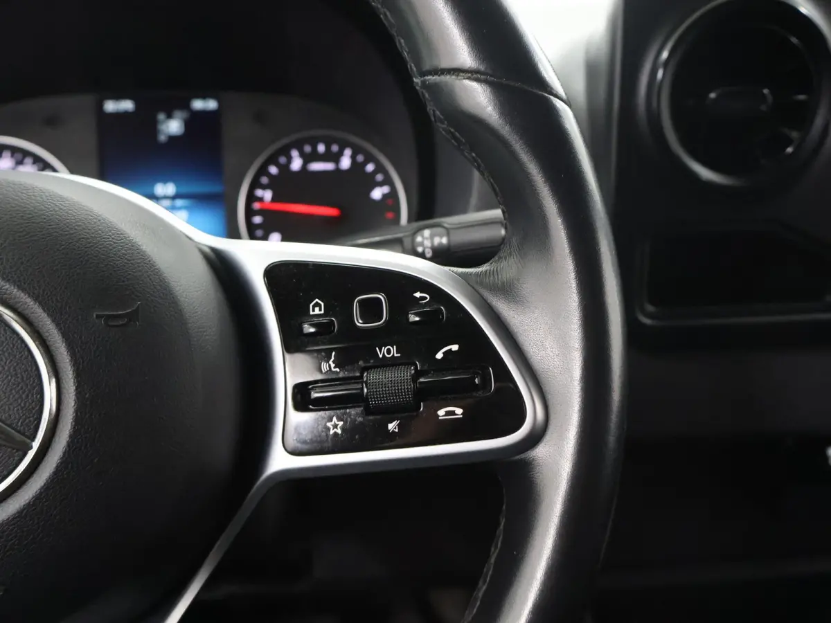 314 CDI | AUT. | L1 H1 | 2-ZITS | PARKEERCAMERA MET SENSOREN | AIRCO | COMFORTSTOELEN MET STOELVERWARMING BESTUURDER | DODEHOEKWAARSCHUWING | NAVIGATIE | LED KOPLAMPEN | CERTIFIED