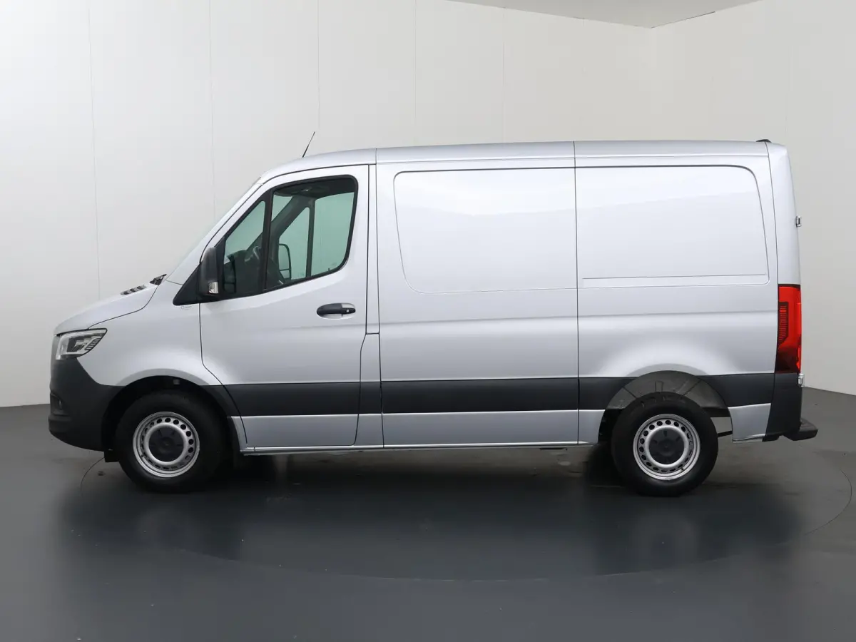 314 CDI | AUT. | L1 H1 | 2-ZITS | PARKEERCAMERA MET SENSOREN | AIRCO | COMFORTSTOELEN MET STOELVERWARMING BESTUURDER | DODEHOEKWAARSCHUWING | NAVIGATIE | LED KOPLAMPEN | CERTIFIED