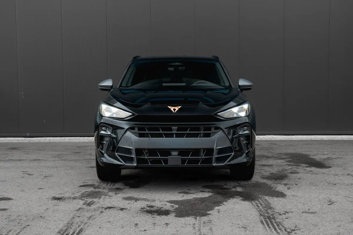 1.5 TSI e-Hybrid 272 PK VZ Performance | Panoramadak | Trekhaak | 360 Camera | Sennheiser | 20"