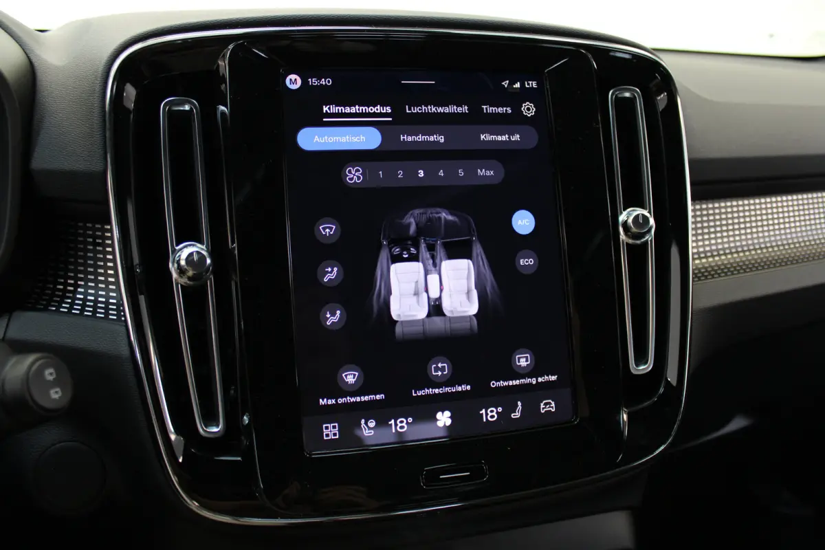 Ext. Range Europa Ultra Black Edition | Privacy glas | Power Seats | Pano-dak | Nubuck