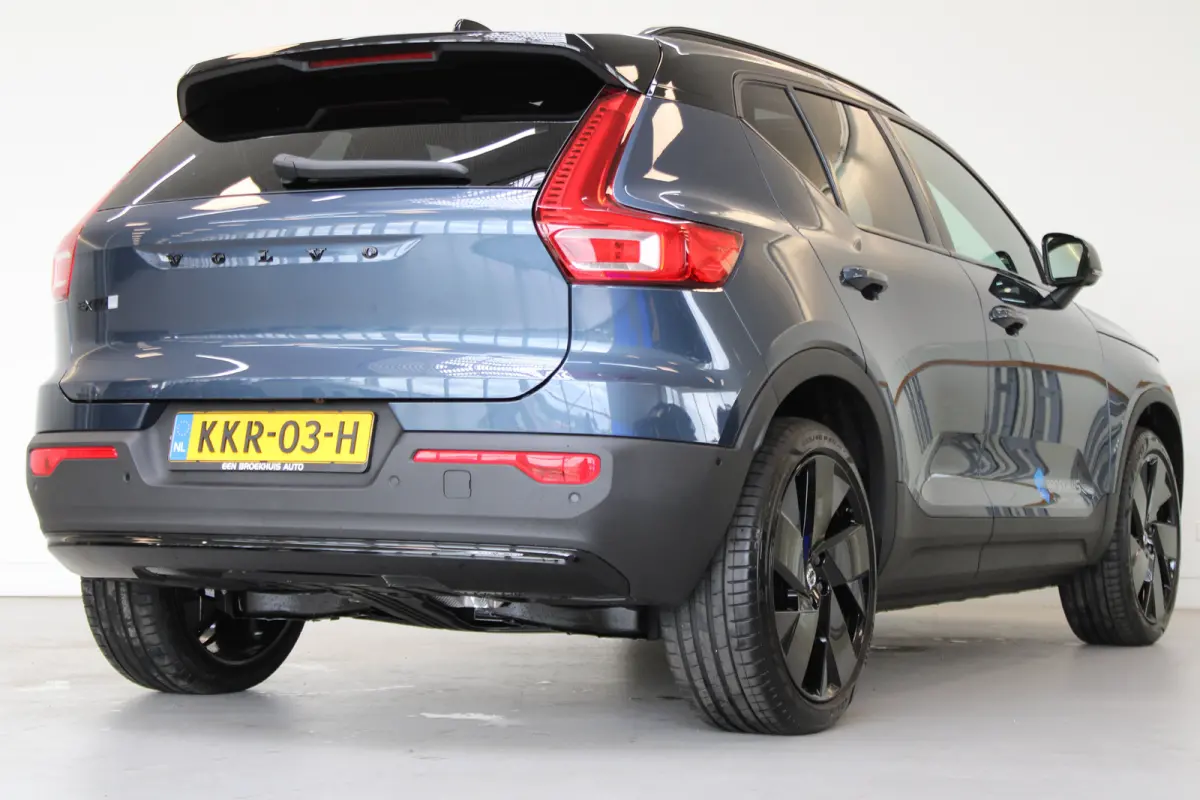 Ext. Range Europa Ultra Black Edition | Privacy glas | Power Seats | Pano-dak | Nubuck