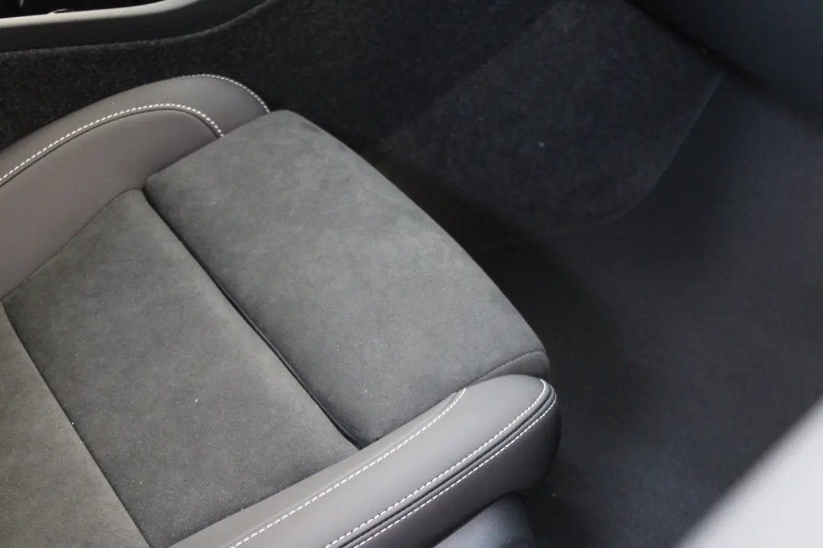 Ext. Range Europa Ultra Black Edition | Privacy glas | Power Seats | Pano-dak | Nubuck