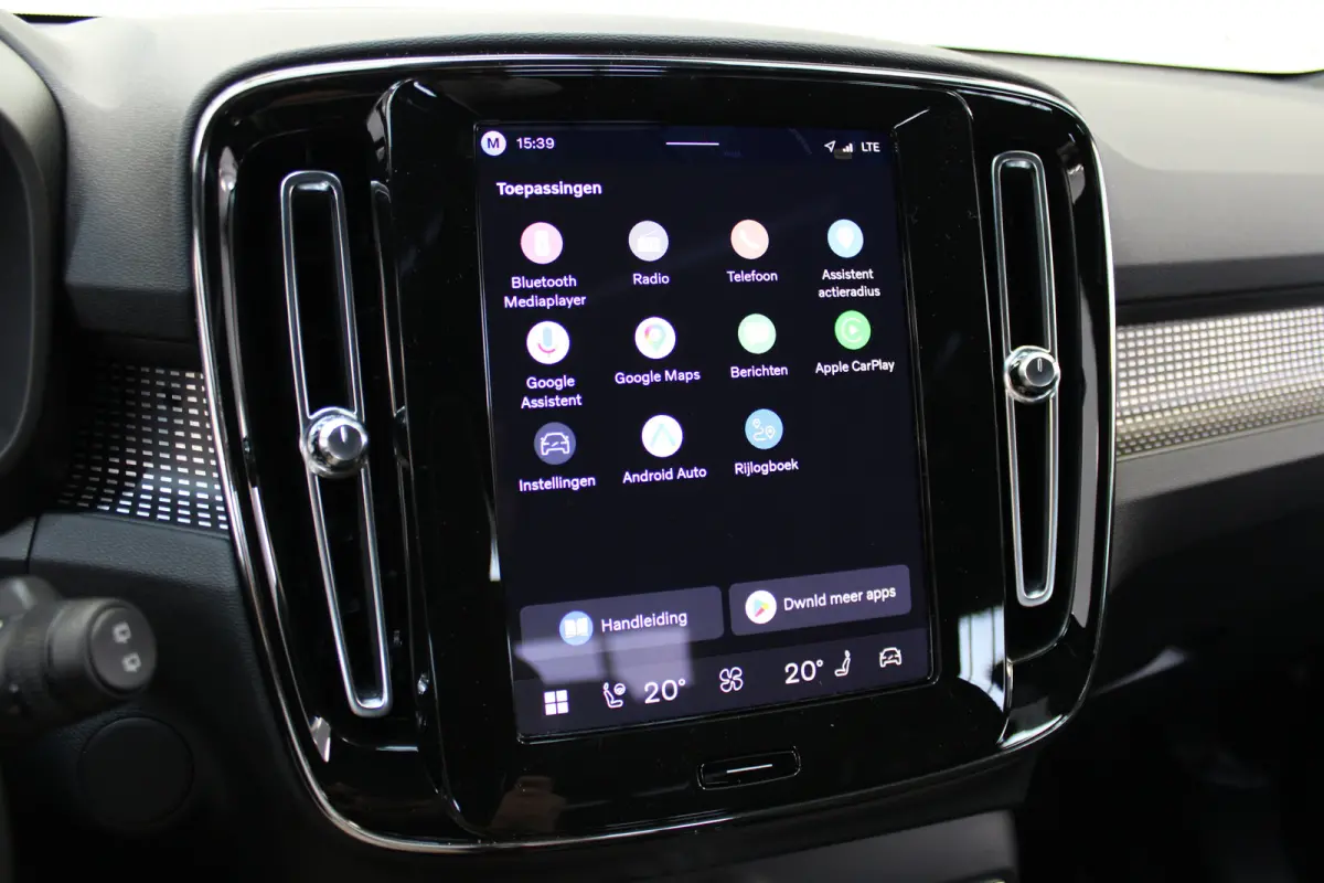 Ext. Range Europa Ultra Black Edition | Privacy glas | Power Seats | Pano-dak | Nubuck
