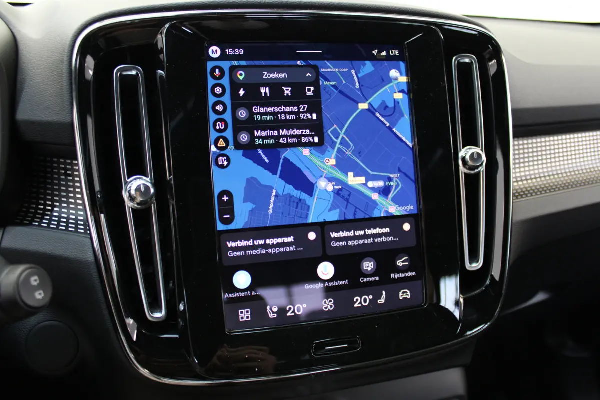 Ext. Range Europa Ultra Black Edition | Privacy glas | Power Seats | Pano-dak | Nubuck