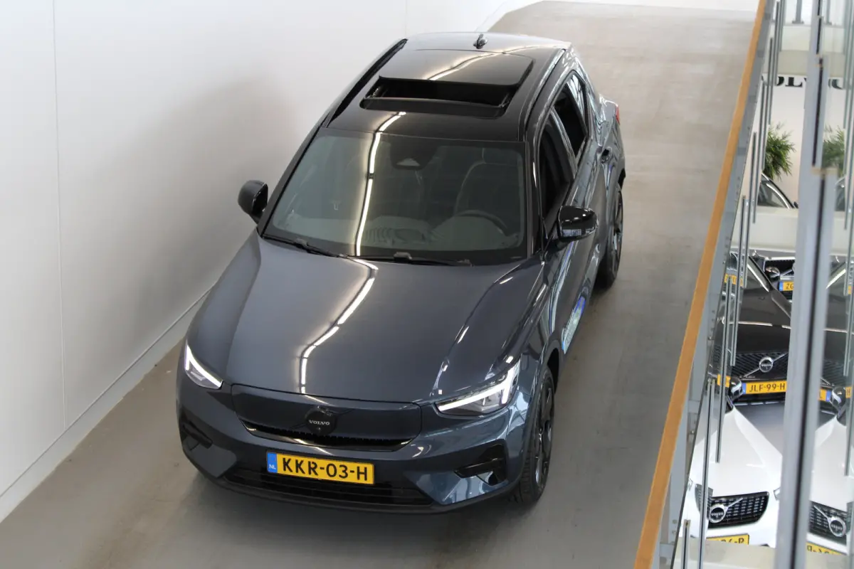 Ext. Range Europa Ultra Black Edition | Privacy glas | Power Seats | Pano-dak | Nubuck