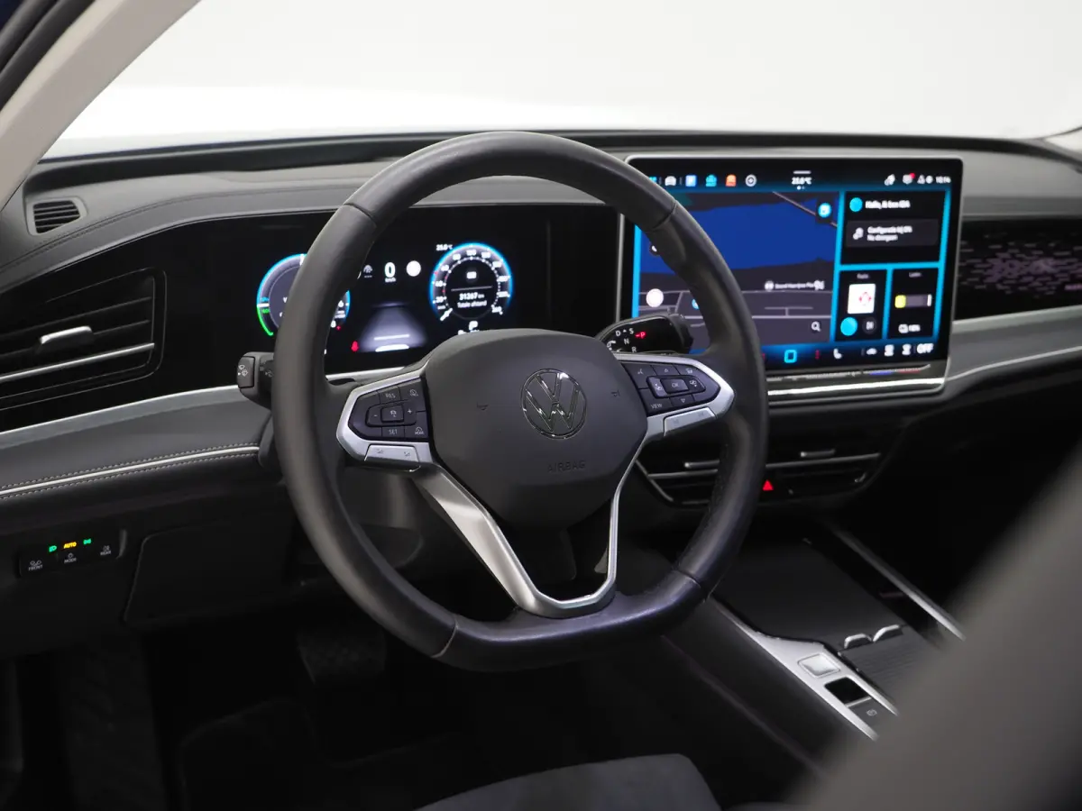 1.5 eHybrid Elegance | 5 Jaar Garantie | Panoramadak | Leder/Alcantara | Trekhaak | Harman/Kardon | HUD | 360 | Keyless