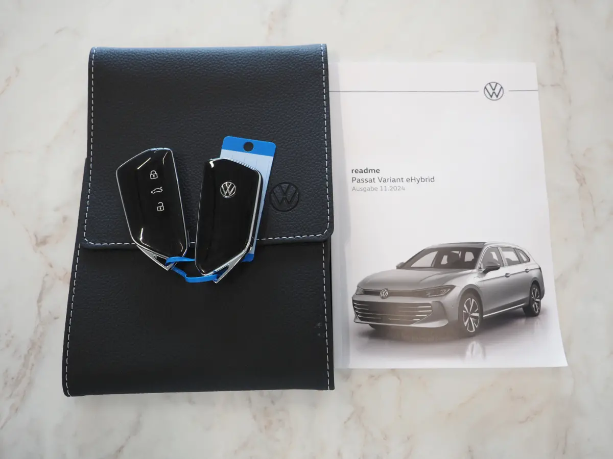 1.5 eHybrid Elegance | 5 Jaar Garantie | Panoramadak | Leder/Alcantara | Trekhaak | Harman/Kardon | HUD | 360 | Keyless