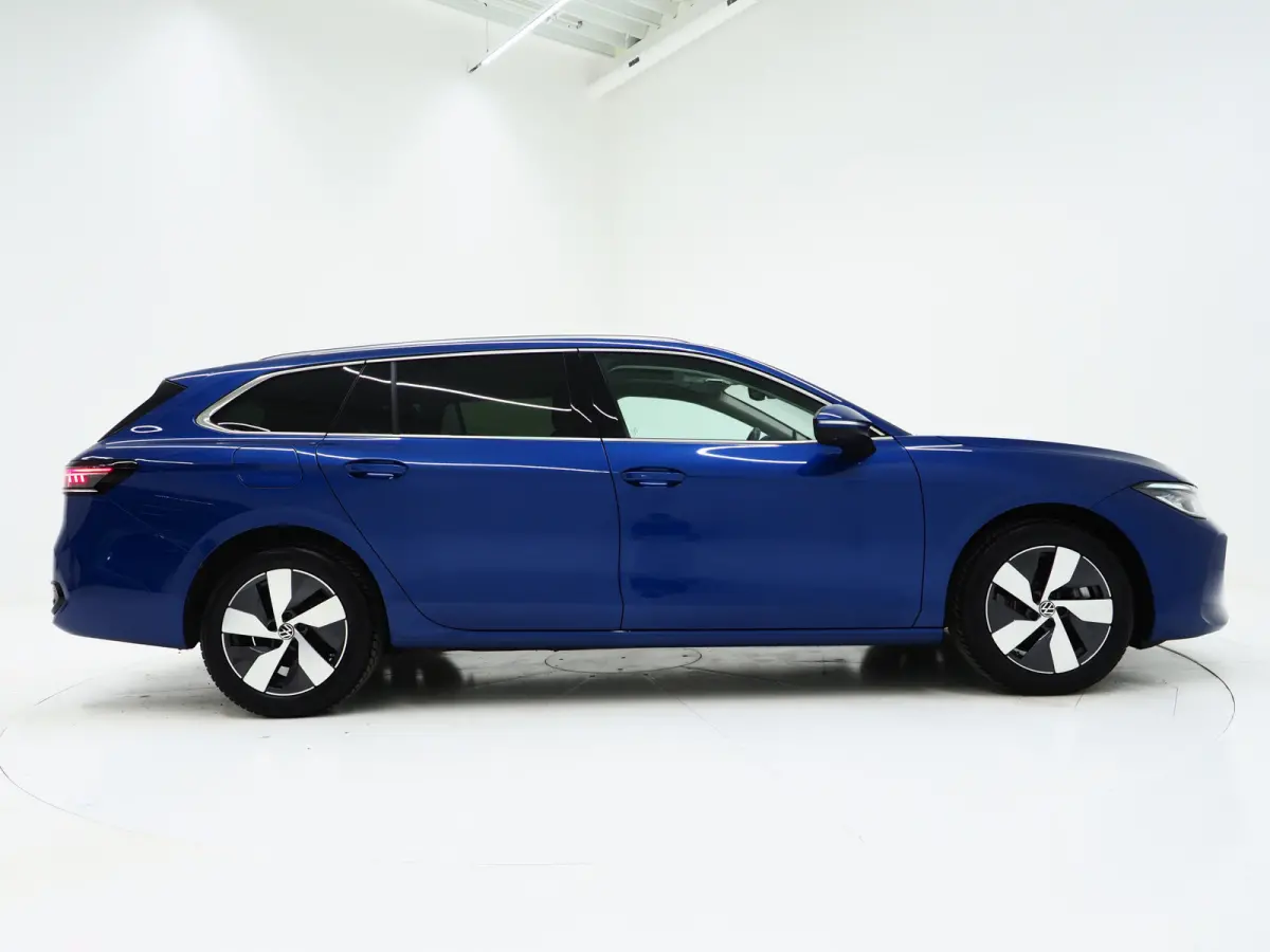 1.5 eHybrid Elegance | 5 Jaar Garantie | Panoramadak | Leder/Alcantara | Trekhaak | Harman/Kardon | HUD | 360 | Keyless