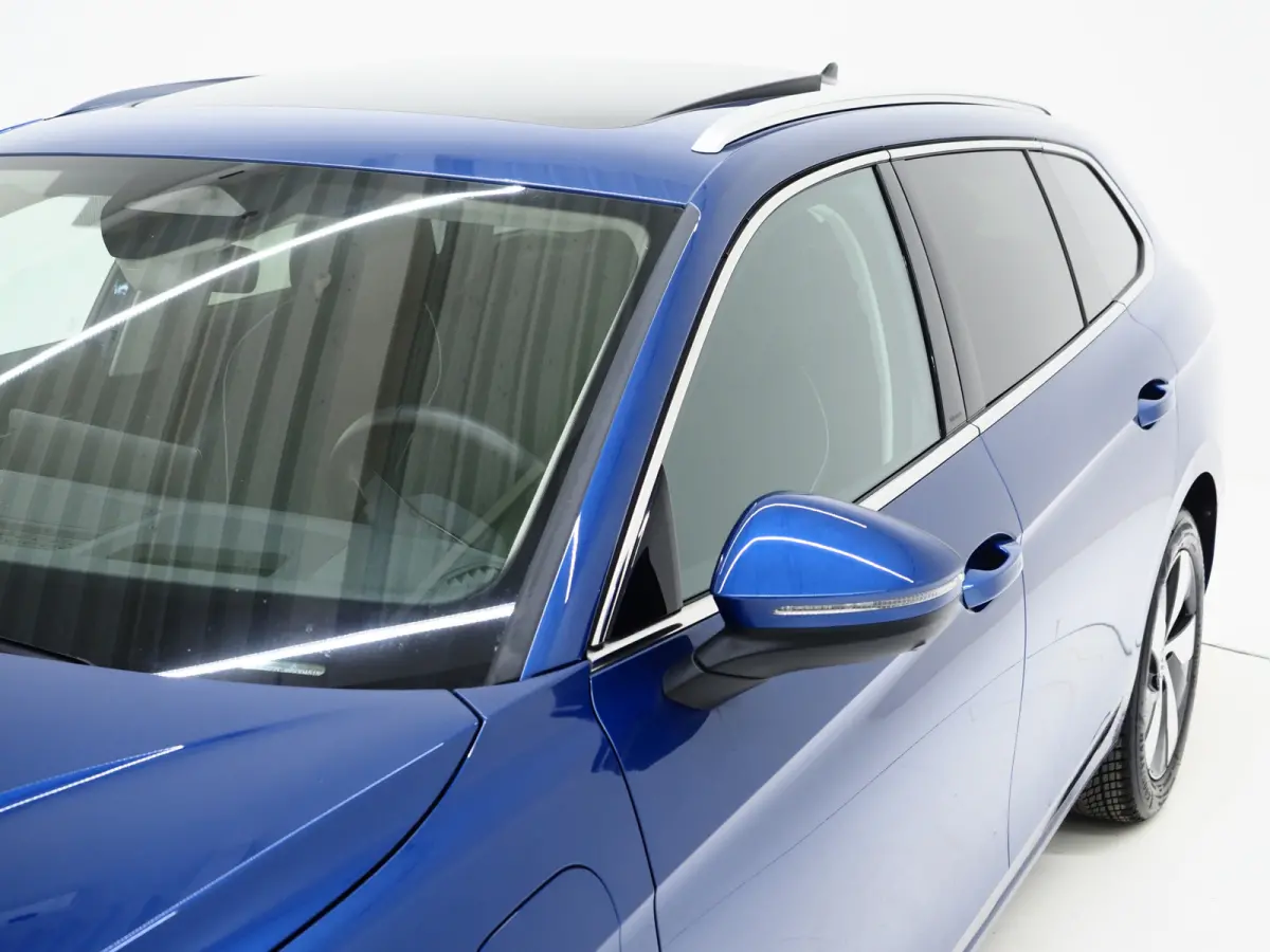 1.5 eHybrid Elegance | 5 Jaar Garantie | Panoramadak | Leder/Alcantara | Trekhaak | Harman/Kardon | HUD | 360 | Keyless