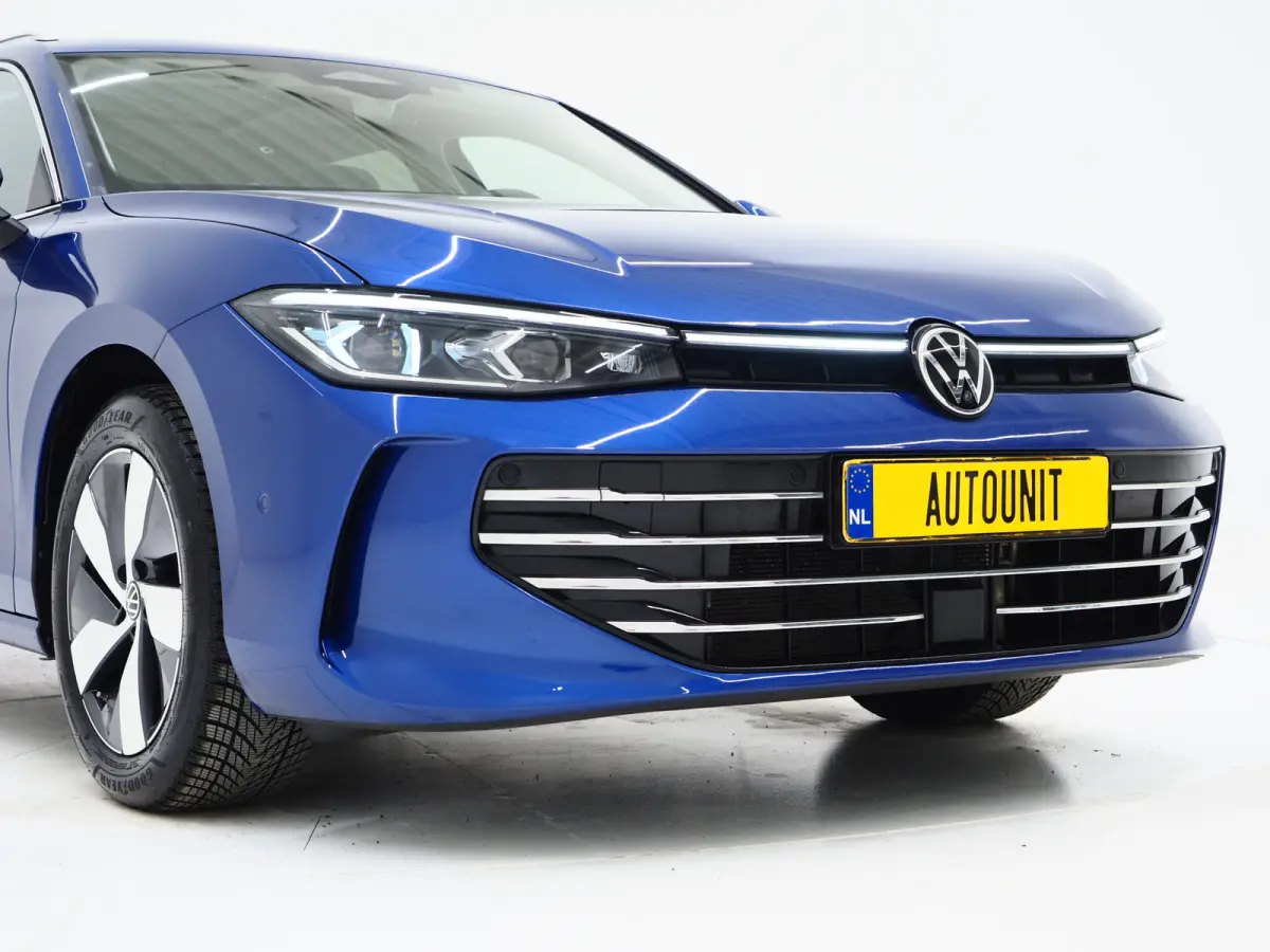 1.5 eHybrid Elegance | 5 Jaar Garantie | Panoramadak | Leder/Alcantara | Trekhaak | Harman/Kardon | HUD | 360 | Keyless