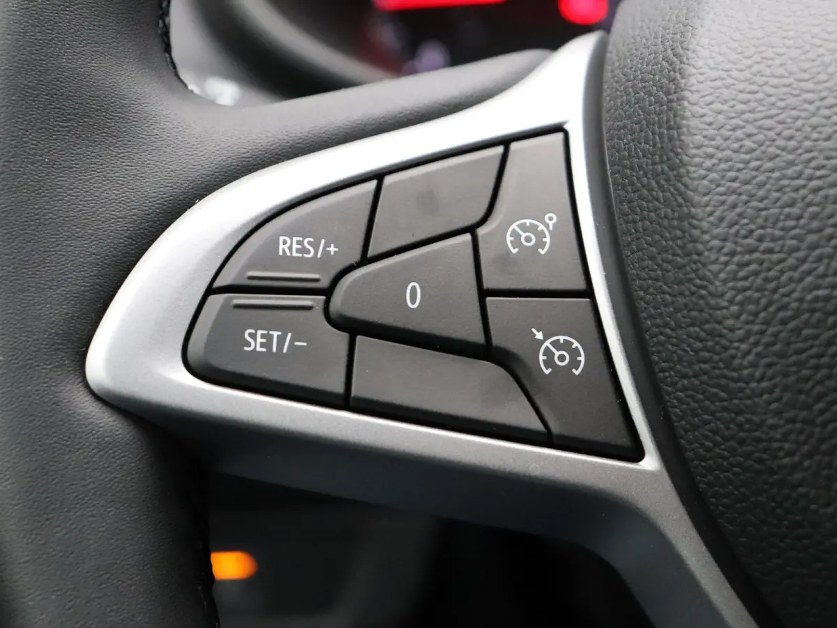 TCe 110pk Extreme | Stoelverwarming | Blind spot | Auto. parkeerrem |