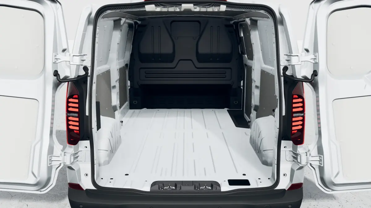 2.0 TDI 150pk L2H1 30 Life | Trekhaak | Climate Control