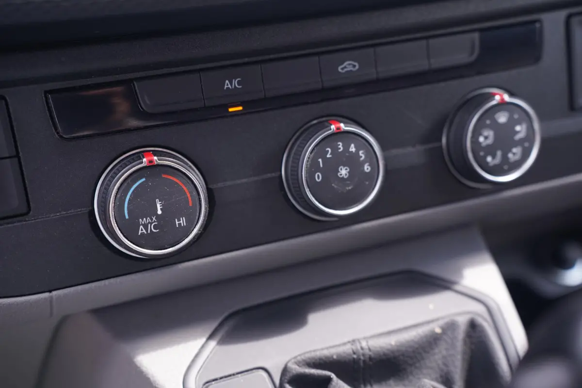2.0 TDI 150 pk L1 DSG Aut. Navi, Airco Laadruimte Pakket, PDC V+A,