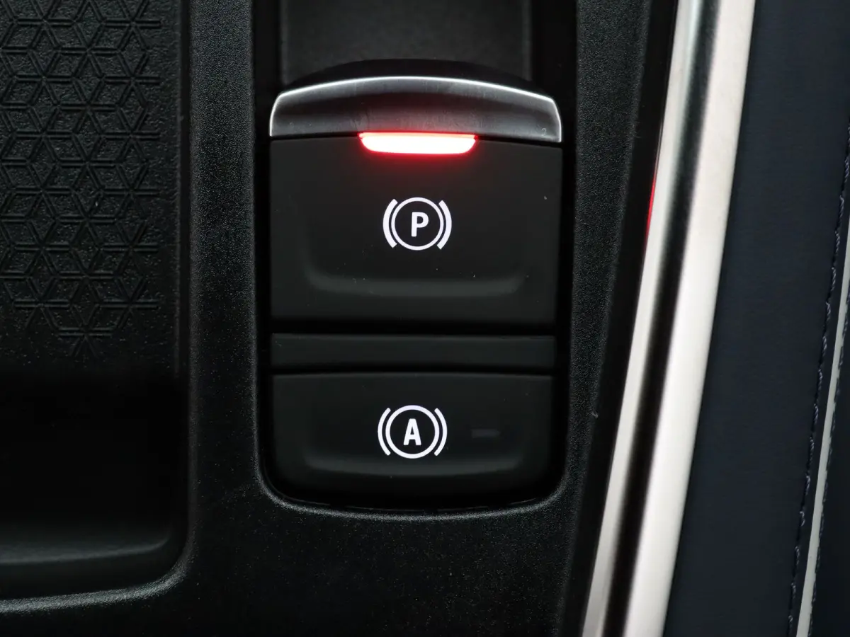 GTS 52 kWh Pack Driving