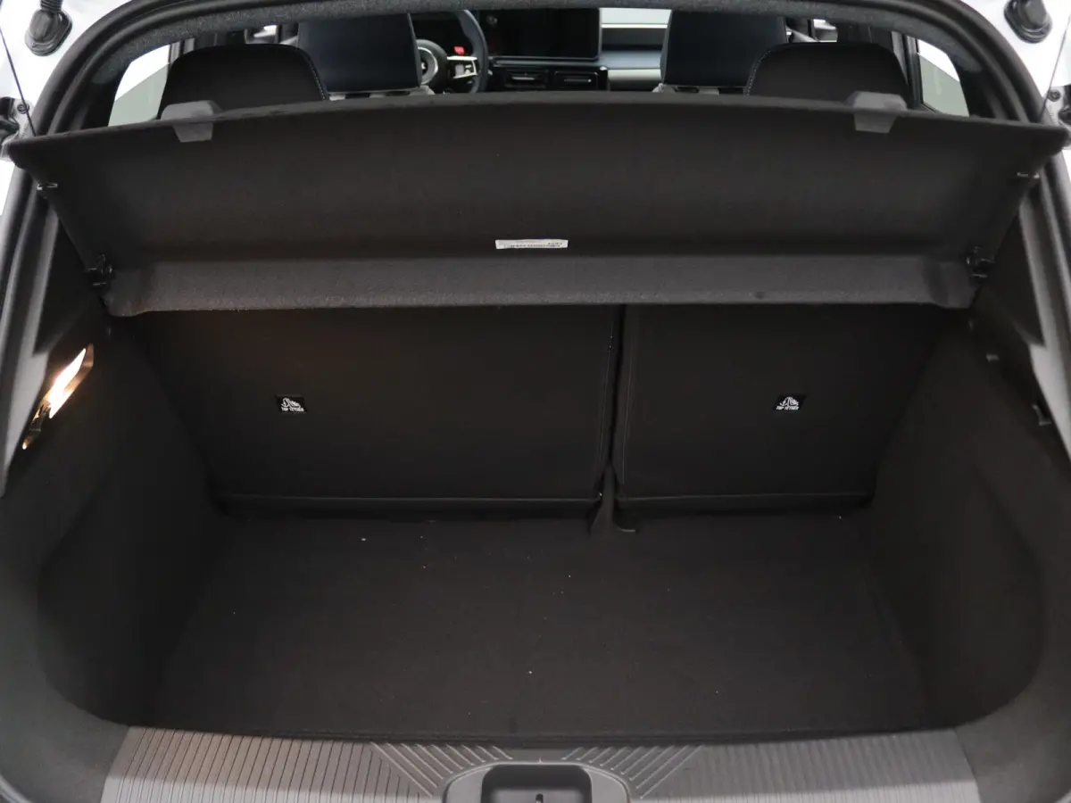 GTS 52 kWh Pack Driving