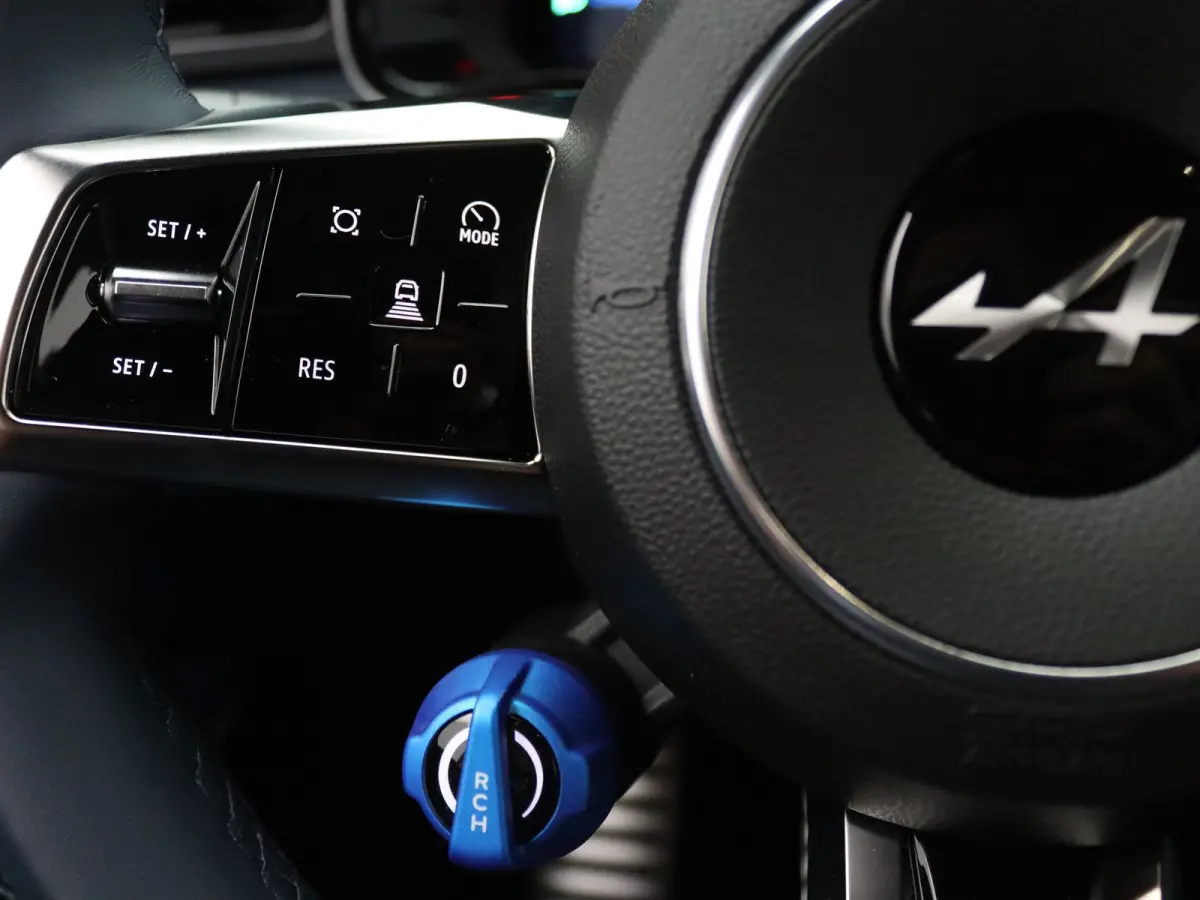 GTS 52 kWh Pack Driving